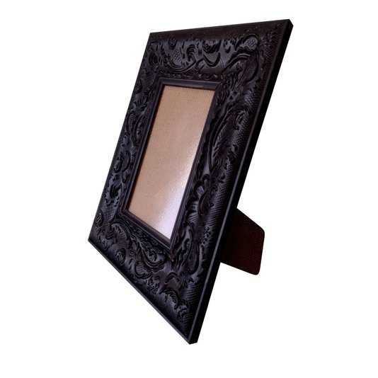 Porta Retrato de Moldura Provençal com Gravação e PVC Mais Fundo com Suporte - 6x1,5