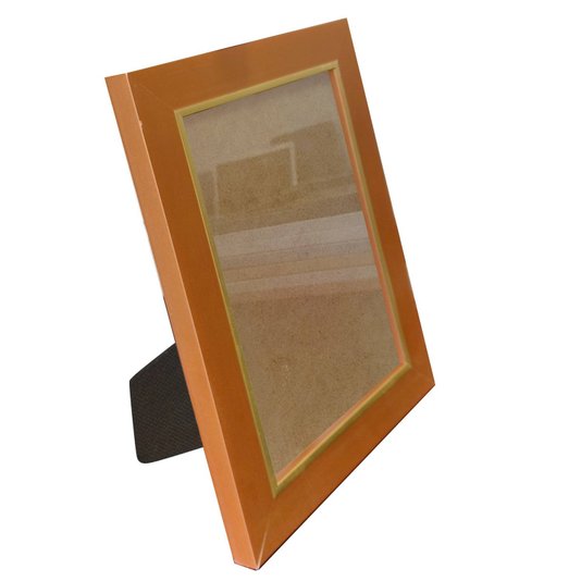 Porta Retrato de Moldura Laqueada Gesso com Filete Dourado e Vidro Mais Fundo com Suporte - 3x1,5