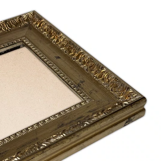 Porta Retrato de Moldura Provençal com Gravação e PVC Mais Fundo com Suporte - 4,3x2,5