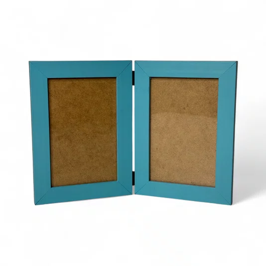 Porta-Retrato Duplo Articulado com Moldura Lisa Revestida Com Fundo em MDF e Frente em Acetato - 2x1