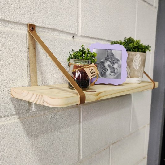 Prateleira de Madeira de Parede Suspensa com Alça em Couro Sintético - 20cm - Farmhouse