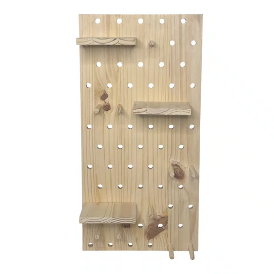 Prateleira Pegboard Retângulo Em Madeira Pinus Com 16 Pinos e 3 Prateleiras 13,5cm