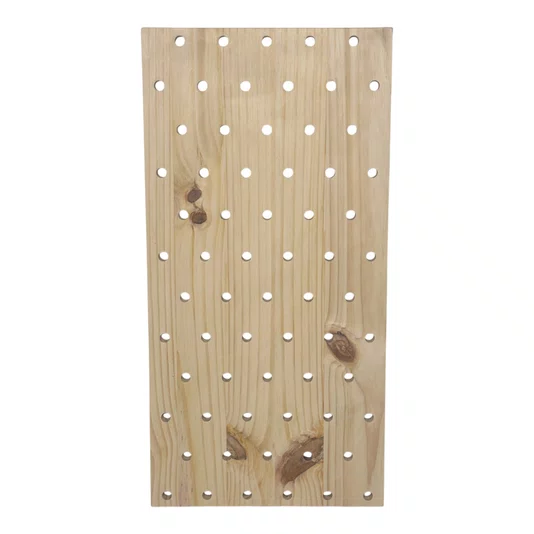 Prateleira Pegboard Retângulo Em Madeira Pinus Com 16 Pinos e 3 Prateleiras 13,5cm