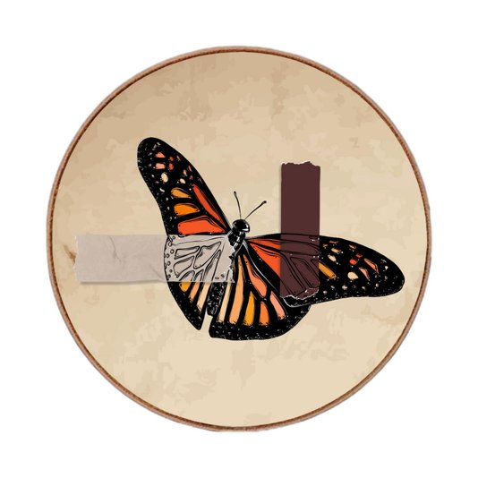 Quadro Decorativo Redondo Borboleta Fita Cinza e Marrom com Moldura em Couro Sintético