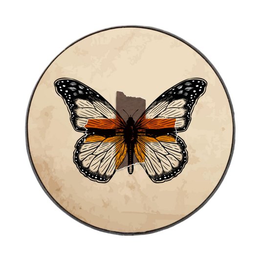 Quadro Decorativo Redondo Borboleta Fitas com Moldura em Couro Sintético