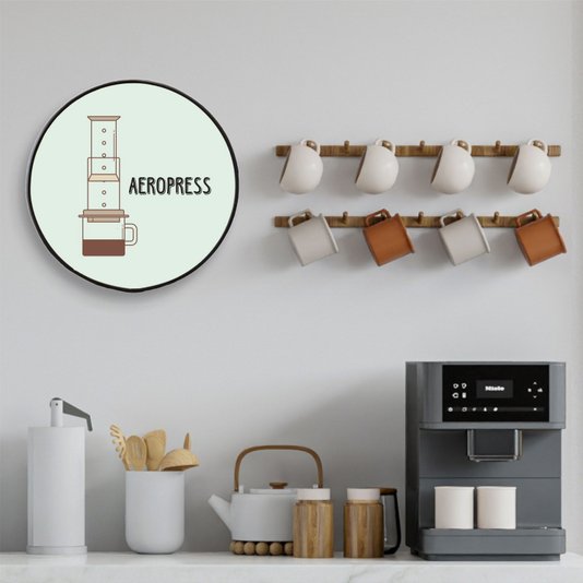 Quadro Decorativo Redondo Café Aeropress com Moldura Filete Flexível