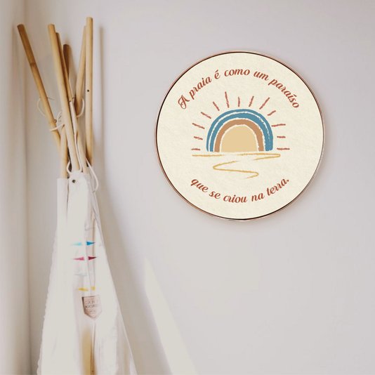 Quadro Decorativo Redondo Frase A Praia é Como Um Paraíso Que Se Criou Na Terra com Moldura Flexível Metalizada