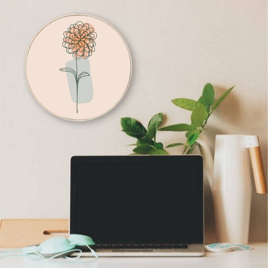 Quadro Decorativo Redondo Silhueta Flor Laranja Detalhe Azul com Moldura em Couro Sintético
