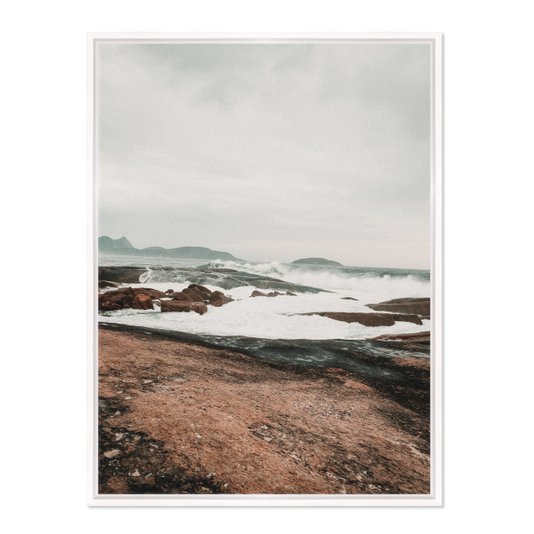 Quadro Em Tela Canvas  Praia Com Rochas na Costa Estilo Japandi