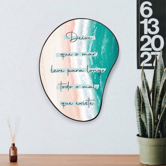 Quadro Orgânico Decorativo Frase Deixe Que o Mar Leve Para Longe Todo o Mal Que Existe com Moldura Filete Flexível
