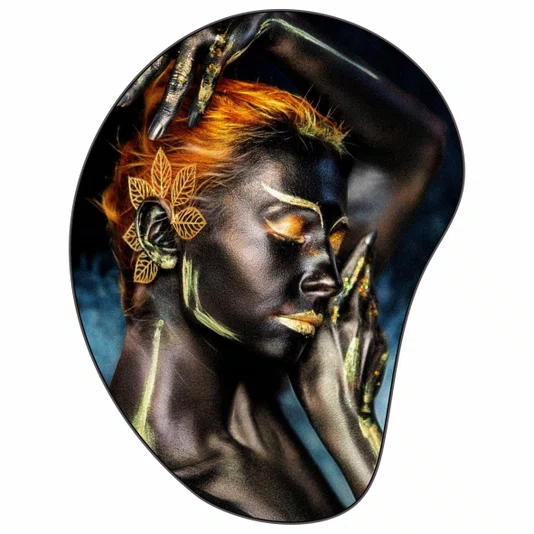 Quadro Orgânico Decorativo Mulher com Detalhes Dourados