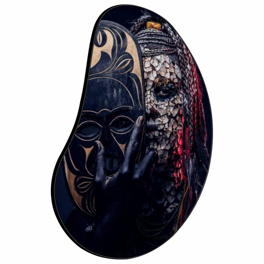 Quadro Orgânico Decorativo Pessoa com Máscara Africana