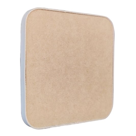 Recorte de Mdf 9mm para Artesanato com Tira de Couro Sintético - Quadrado