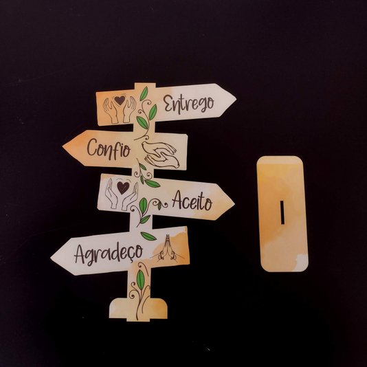 Seta Decorativa Mensageira em Mdf 3mm com Estampa - Entrego, Confio, Aceito, Agradeço
