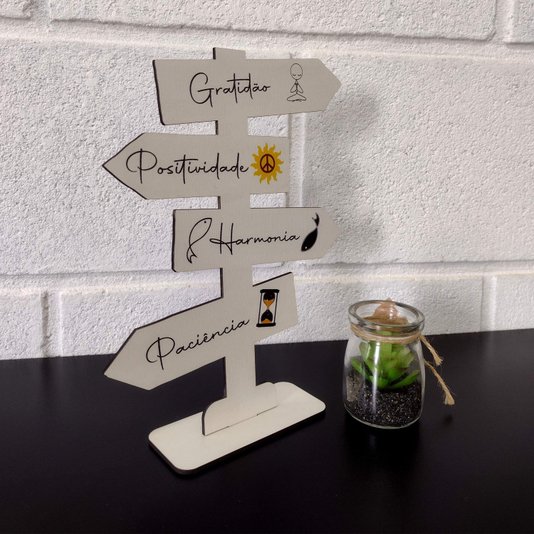 Seta Decorativa Mensageira em Mdf 3mm com Estampa - Gratidão, Positividade, Harmonia, Paciência