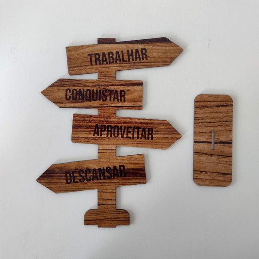 Seta Decorativa Mensageira em Mdf 3mm com Estampa - Trabalhar, Conquistar, Aproveitar, Descansar