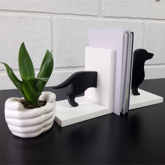 Suporte Aparador de Livros Cachorro Preto - Laqueado