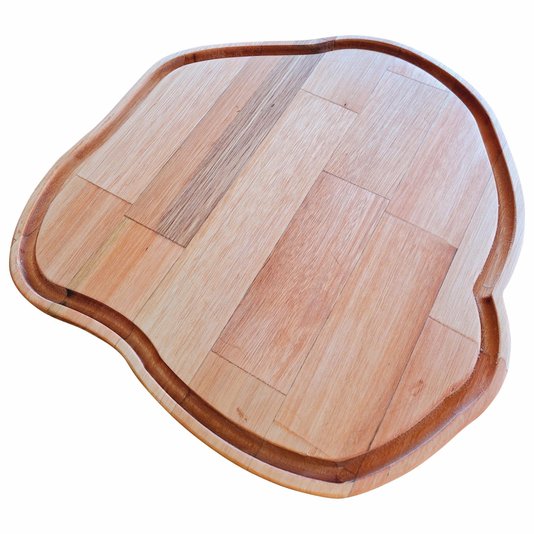 Tábua de Corte para Servir Churrasco Porções e Petiscos em Madeira de Eucalipto Maciço com Óleo Mineral - Rústica 38x38cm
