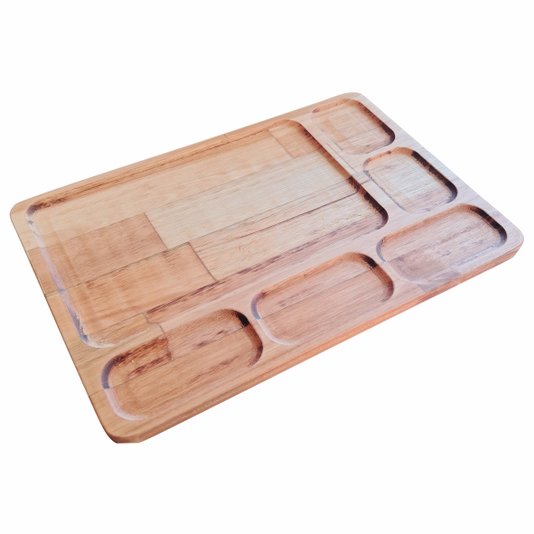 Tábua de Corte para Servir Carnes Porções e Frios em Madeira de Eucalipto Maciço com Rebaixos para Molhos com Óleo Mineral -  Retangular 30x40cm
