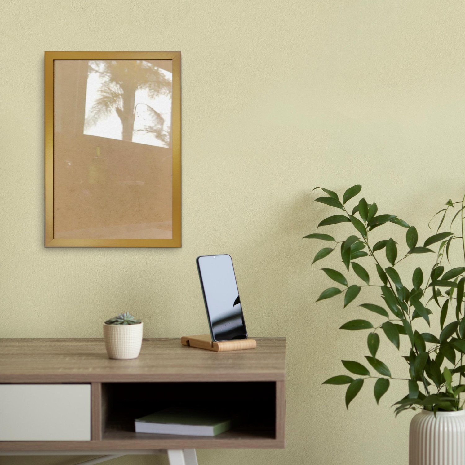 Moldura Minimalista Lisa Para Quadros Revestida com Fundo MDF e Vidro - 1,5x1