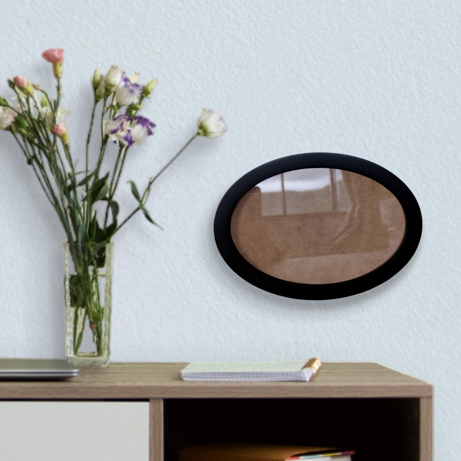 Moldura Oval Colorida em MDF Laqueado para Quadros Decorativos com Fundo MDF e Vidro