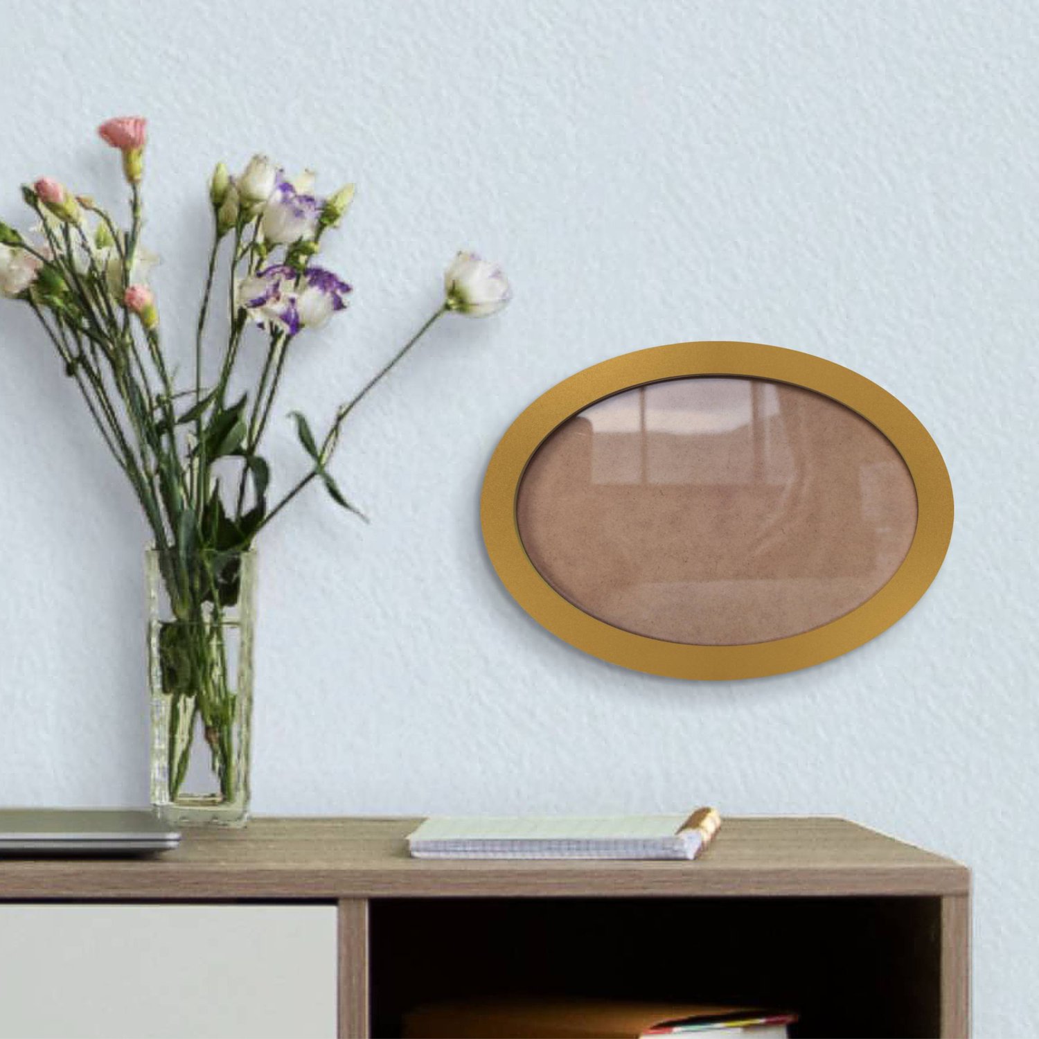 Moldura Oval Colorida em MDF Laqueado para Quadros Decorativos com Fundo MDF e Vidro