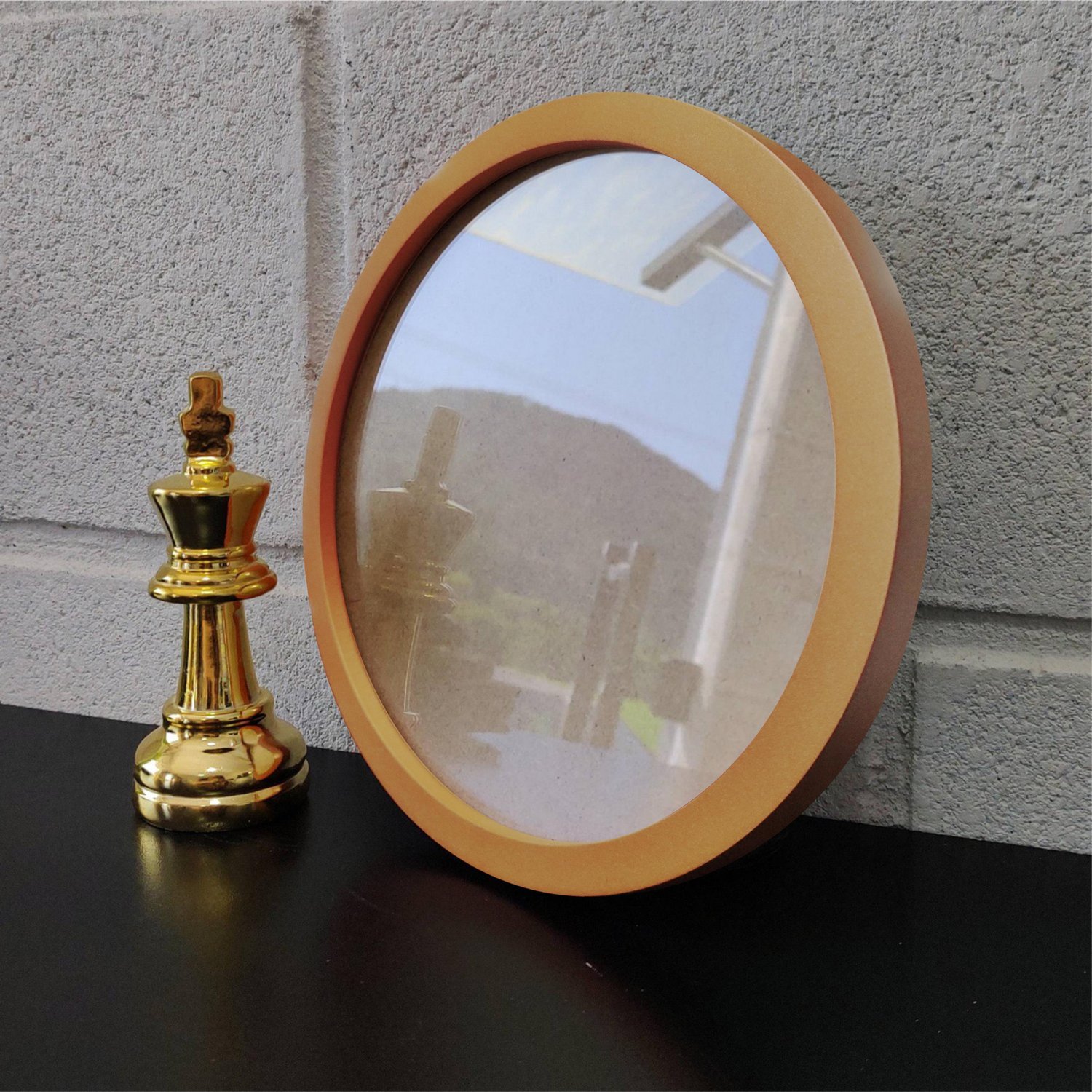 Moldura Redonda Colorida em MDF Laqueado para Quadros Decorativos com Fundo MDF e Vidro