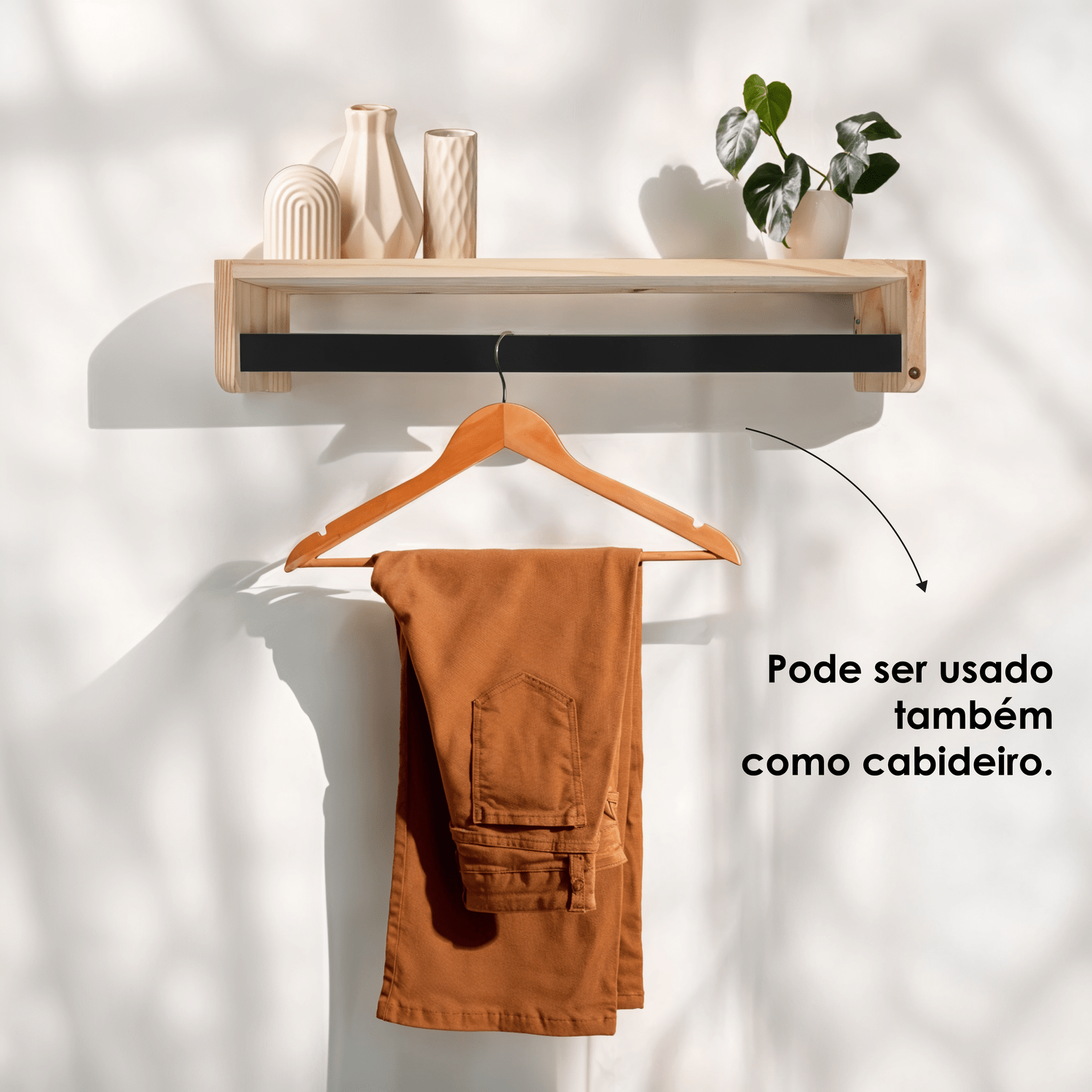 Prateleira Porta Livros em Madeira Pinus Natural Com Cerquinha Colorida