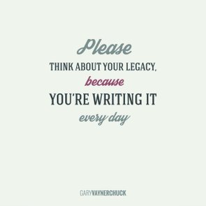Placa Decorativa Frase "Please Think About Your Legacy..." Placa Decorativa Frase "Please Think About Your Legacy..."