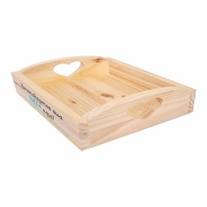 Bandeja Decorativa Personalizada em Madeira de Pinus com Alça de Coração e Gravação a Laser ou Impressão UV - 28x28x9cm Bandeja Decorativa Personalizada em Madeira de Pinus com Alça de Coração e Gravação a Laser ou Impressão UV - 28x28x9cm