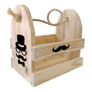 Caixote Engradado Bebidas do Mestre em Madeira de Pinus e Alça Sisal - 6 Garrafas 600ml Caixote Engradado Bebidas do Mestre em Madeira de Pinus e Alça Sisal - 6 Garrafas 600ml