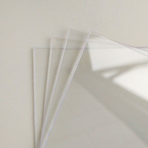 Chapa de PS Cristal 1mm Transparente para Proteger Imagens de Quadros e Porta Retratos Chapa de PS Cristal 1mm Transparente para Proteger Imagens de Quadros e Porta Retratos