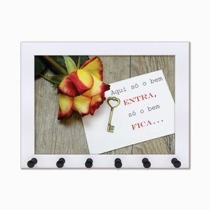 Porta Chaves Aqui só o bem entra, só o bem fica Porta Chaves Aqui só o bem entra, só o bem fica