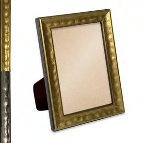 Porta Retrato Com Moldura Efeito Metal Martelado Com Suporte E Frente Em PVC Antirreflexo - 2x1,8 Porta Retrato Com Moldura Efeito Metal Martelado Com Suporte E Frente Em PVC Antirreflexo - 2x1,8