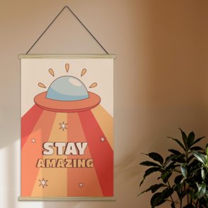 Quadro de Cabide Poster Hanger em Tecido Canvas Stay Amazing Quadro de Cabide Poster Hanger em Tecido Canvas Stay Amazing