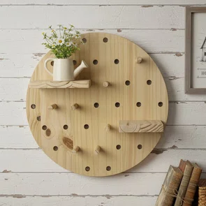 Prateleira Pegboard Circulo Em Madeira Pinus 35cm com 11 Pinos, 1 Prateleira 13,5cm e 1 Prateleira 10cm