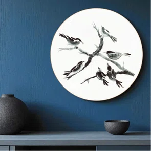 Quadro Decorativo Redondo Suzume Pintura de Pardais Pousados em galho no Estilo Sumiê com Moldura em Couro Sintético