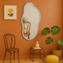 Espelho Orgânico Decorativo Médio Moderno Lapidado e MDF Laqueado Para Quarto - 44x84cm