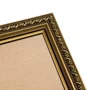 Moldura Com Gravação Floral Em Relevo Com Filete Perolado e Acabamento Dourado Metalizado Com Fundo MDF - 2,1x1,8