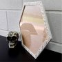 Moldura com Gravação de Folhagens Hexagonal para Quadros com Fundo MDF e Vidro - 2x1