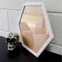 Moldura com Gravação de Folhagens Hexagonal para Quadros com Fundo MDF e Vidro - 2x1