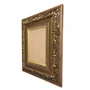 Moldura Estilo Renascentista com Perfil Interno Liso Chanfrado e Externo com Gravação Ornamental Efeito Metálico para Quadros e Fotos com Fundo Mdf - 9,2x2,7