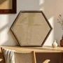 Moldura Hexagonal Abaulada Lisa Revestida para Quadros com Fundo MDF E Frente Em Vidro - 2x3
