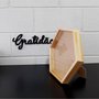 Moldura Hexagonal Caixa Alta com Vidro para Quadros Quilling e Scrapbook Mais Fundo em Mdf com Suporte - 1,5x4,5