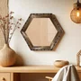 Moldura Hexagonal Chanfrada com Relevo de Bambu em Madeira Pinus para Quadros e Fotos com Fundo Mdf e Frente em Vidro -  5,4x2,1