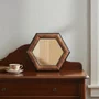 Moldura Pátina Escovada Com Bead & Reel Hexagonal para Quadros e Fotos com Fundo Mdf e Frente em Vidro - 6,8x1,6