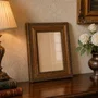 Moldura Personalizada de Madeira Clássica com Detalhes Gravados para Quadros e Fotos com Fundo Mdf e Frente em Acetato - 3,2x1,5