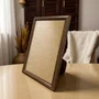 Porta Retrato Com Moldura Abaulada Lisa Revestida Com Suporte e PVC Antirreflexo - 2x3