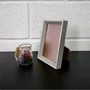 Porta Retrato com Moldura Chanfrada e PVC Mais Fundo com Suporte - 1,5x2