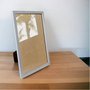 Porta Retrato com Moldura Minimalista e Acetato Mais Fundo com Suporte - 1,5x1